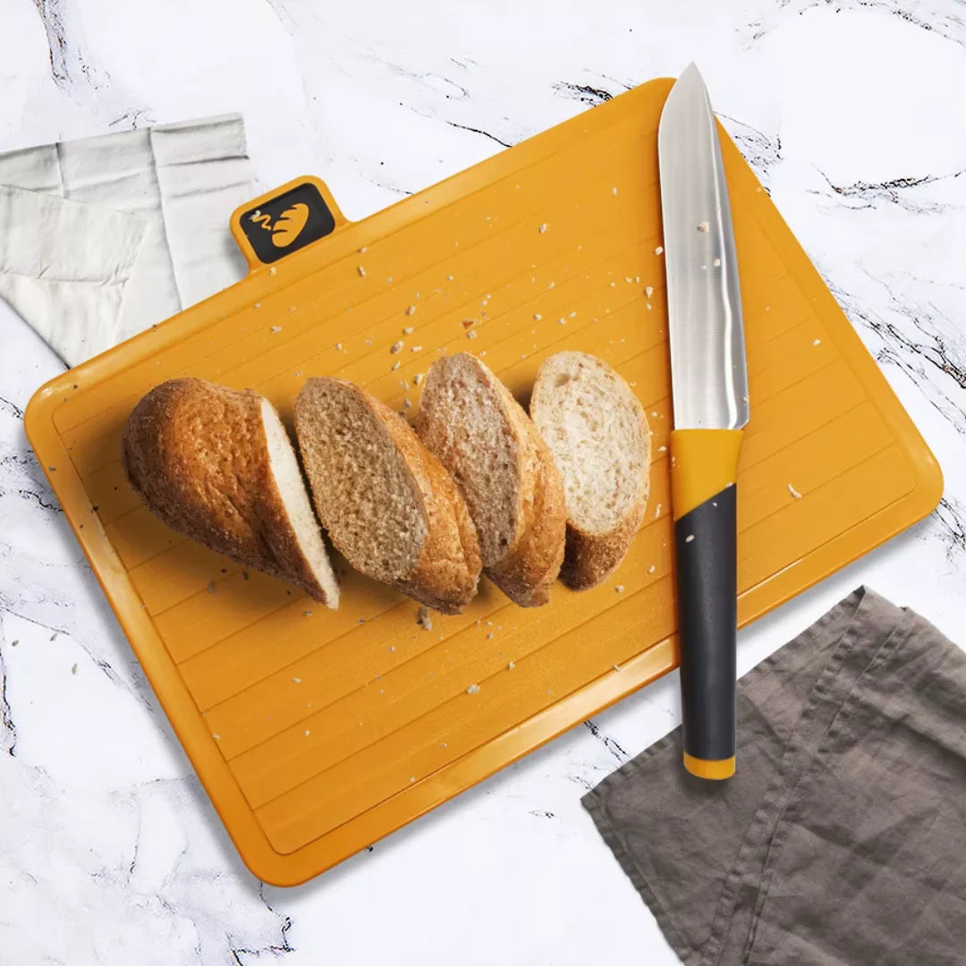 Pratinea™ Smart Knife & Board Set