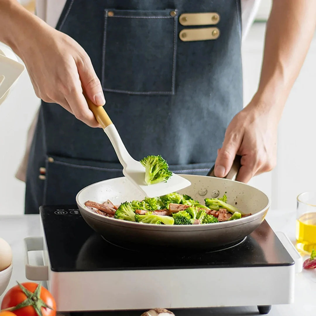 Pratinea™ Utensil Essentials