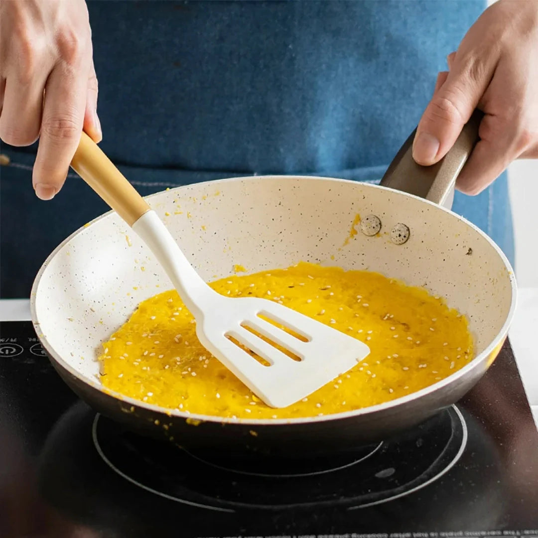 Pratinea™ Utensil Essentials