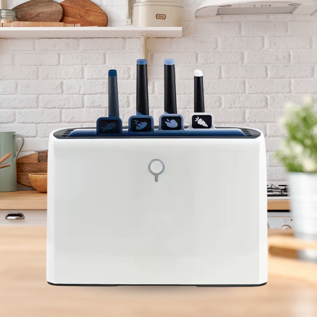 Pratinea™ Smart Knife & Board Set
